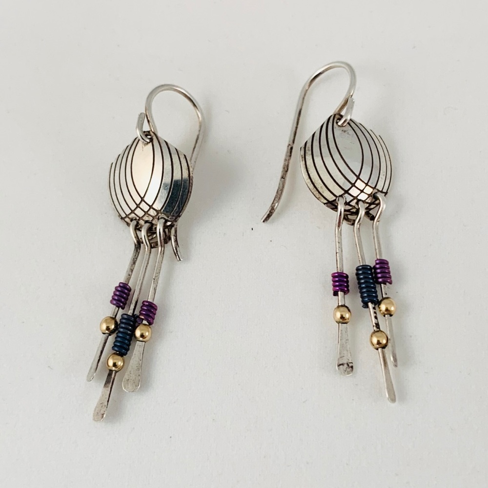 Banner Silver Niobiun Beads Earrings